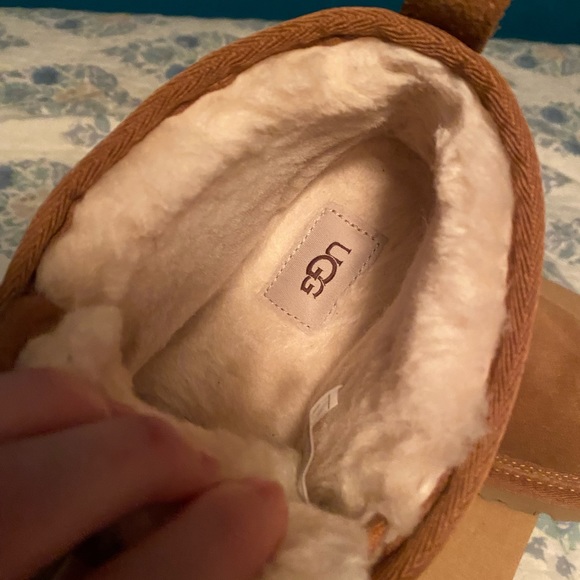 SOLD AUTHENTIC UGG NEUMEL SIZE 8 - Picture 3 of 5
